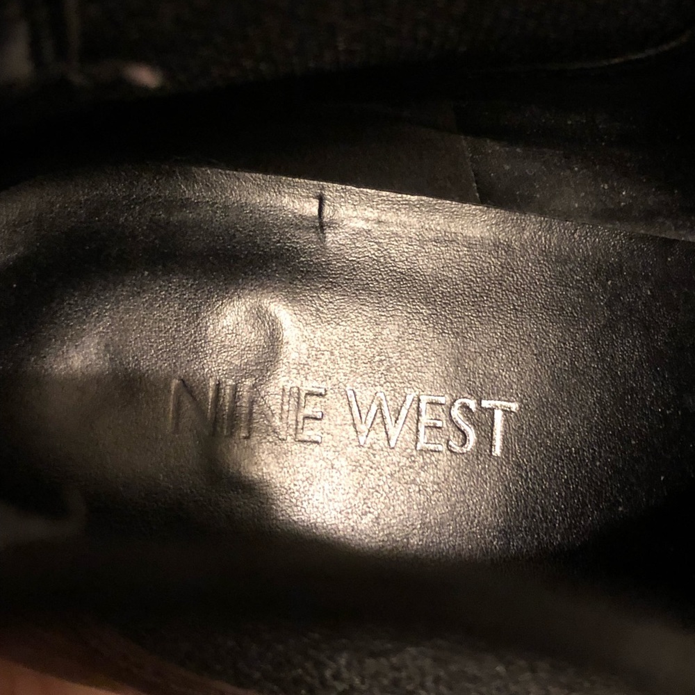 Boots - Picture 5 of 5